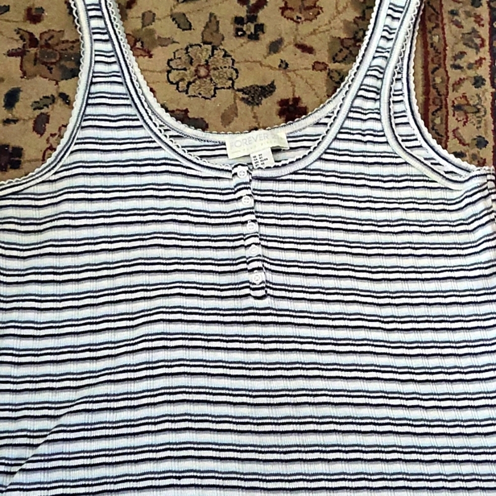 Forever 21 Cropped Tank
